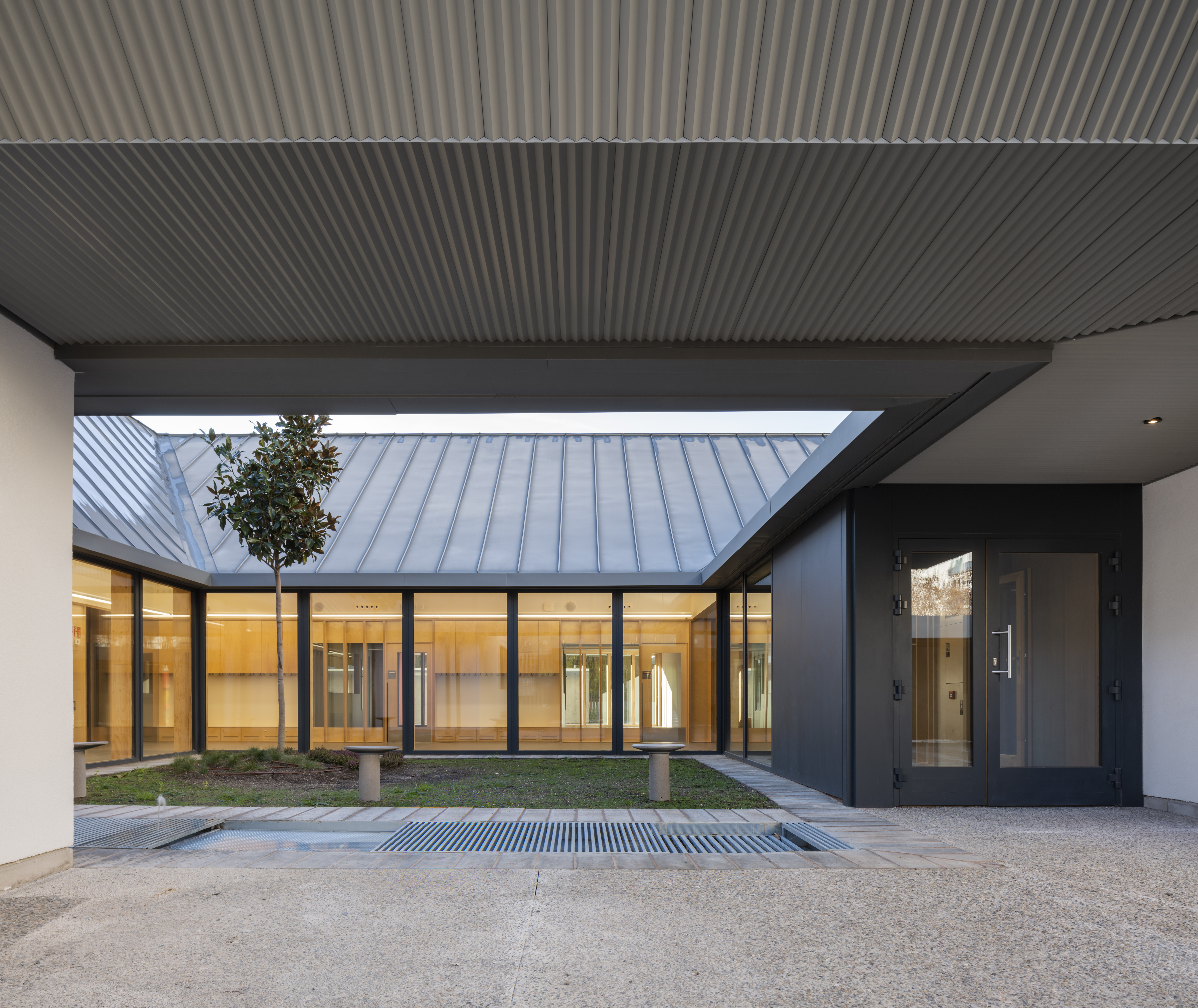 Escuela Infantil Municipal Río Vena en Burgos, Oa estudio + A2G Arquitectos